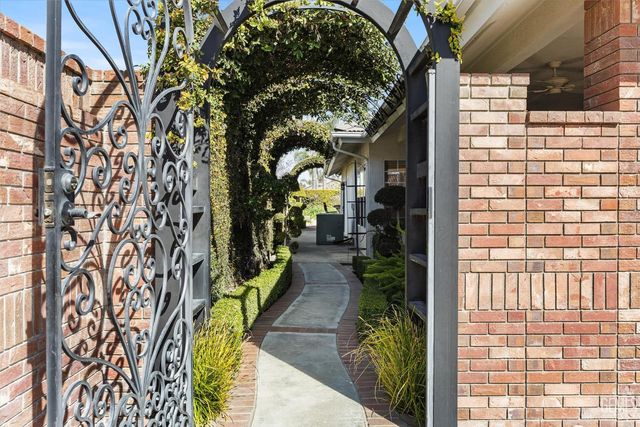 7008 Turquoise, Bakersfield, CA 93308