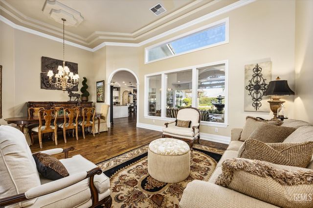 7008 Turquoise, Bakersfield, CA 93308