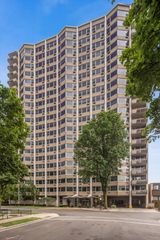555 W Cornelia Avenue 1311, Chicago, IL 60657