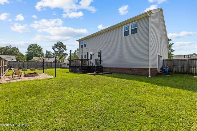 518 Raintree Road, Jacksonville, NC 28540