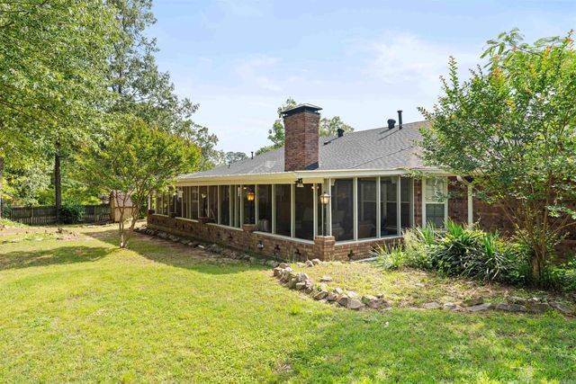 9 Leeward Court, Maumelle, AR 72113