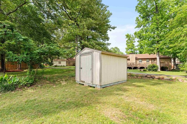 9 Leeward Court, Maumelle, AR 72113