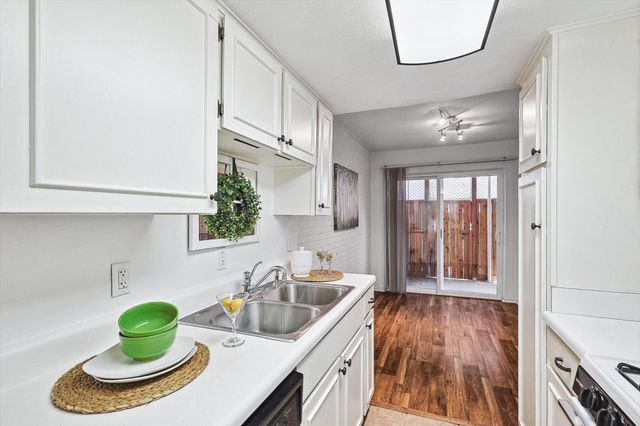 15914 Club Crest Drive 1112, Dallas, TX 75248