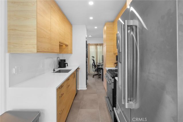 10760 Knott, Stanton, CA 90680