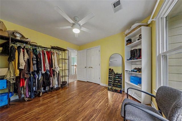 2400 Waters Edge Court NW, Acworth, GA 30101