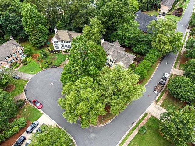 2400 Waters Edge Court NW, Acworth, GA 30101