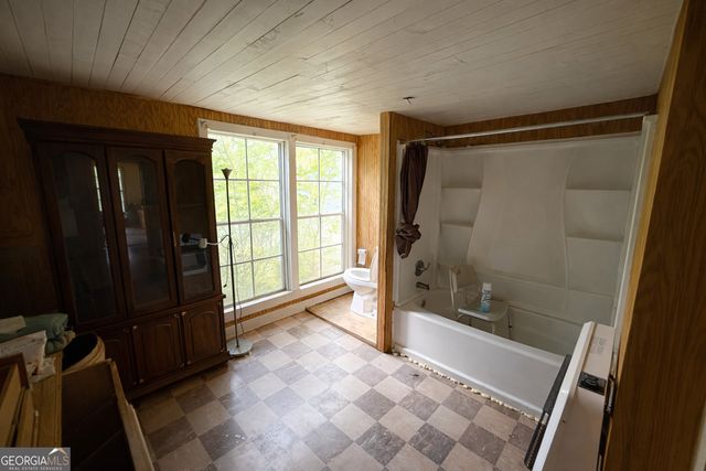 610 E Johnson Street, Temple, GA 30179