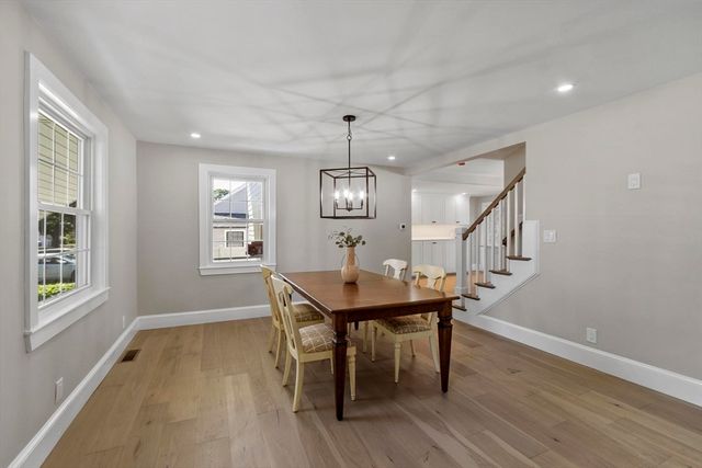 42 Parker Street, North Andover, MA 01845