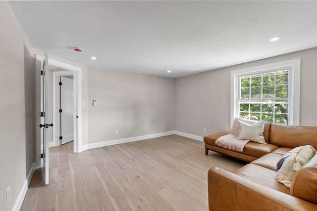 42 Parker Street, North Andover, MA 01845