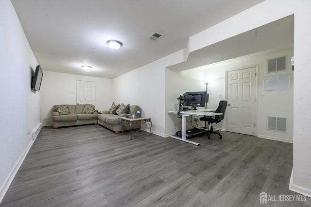 1 Cambridge Court, East Brunswick, NJ 08816