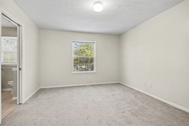 5927 E Lyn Haven Drive, Grand Rapids, MI 49512