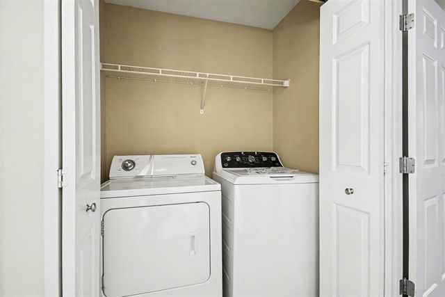 5927 E Lyn Haven Drive, Grand Rapids, MI 49512