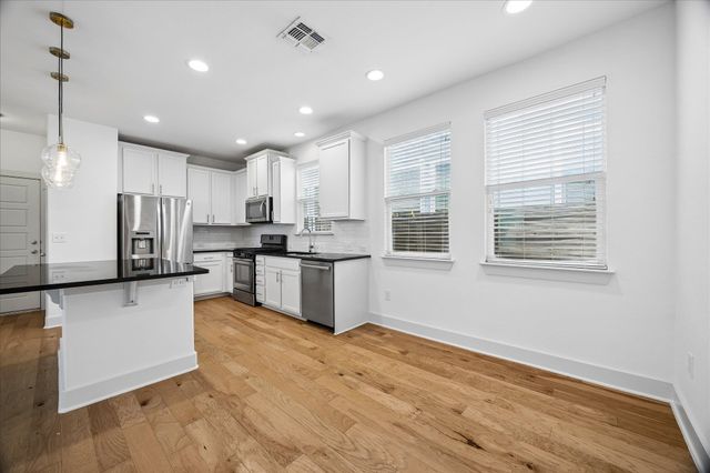 7203 Bertram CT, Austin, TX 78741