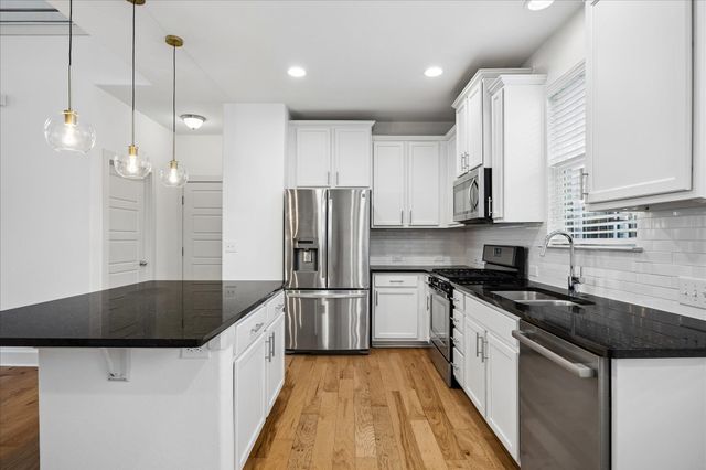 7203 Bertram CT, Austin, TX 78741
