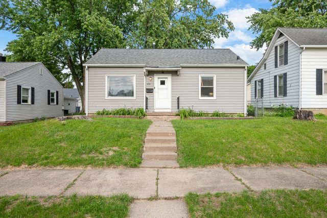 2011 35TH Street, Rock Island, IL 61201