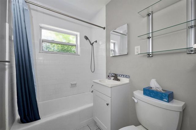 5901 10TH STREET N, St Petersburg, FL 33703