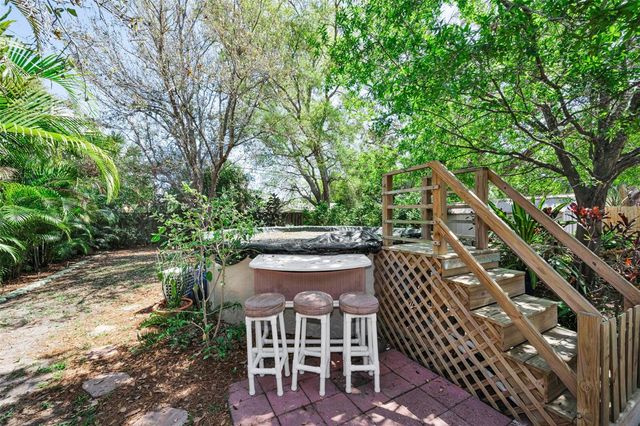 5901 10TH STREET N, St Petersburg, FL 33703