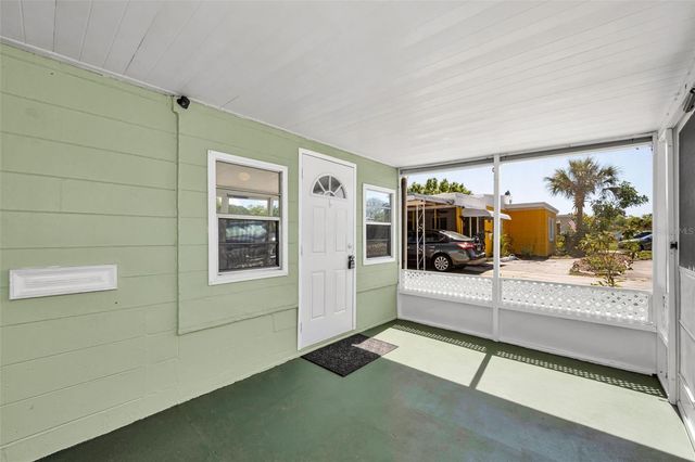 5901 10TH STREET N, St Petersburg, FL 33703