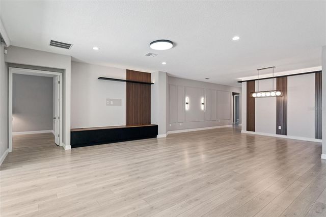 19058 PLANETREE STREET, Orlando, FL 32827