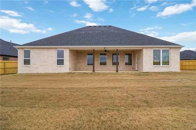 2136 Porter Street, Pea Ridge, AR 72751