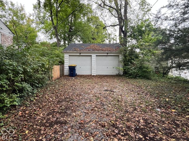 160 W 47th Street, Indianapolis, IN 46208