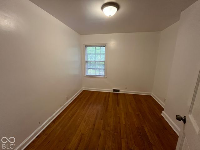 160 W 47th Street, Indianapolis, IN 46208