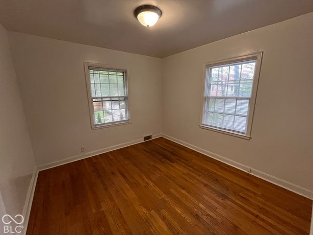 160 W 47th Street, Indianapolis, IN 46208