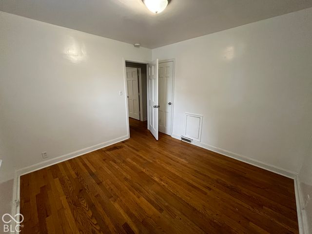 160 W 47th Street, Indianapolis, IN 46208