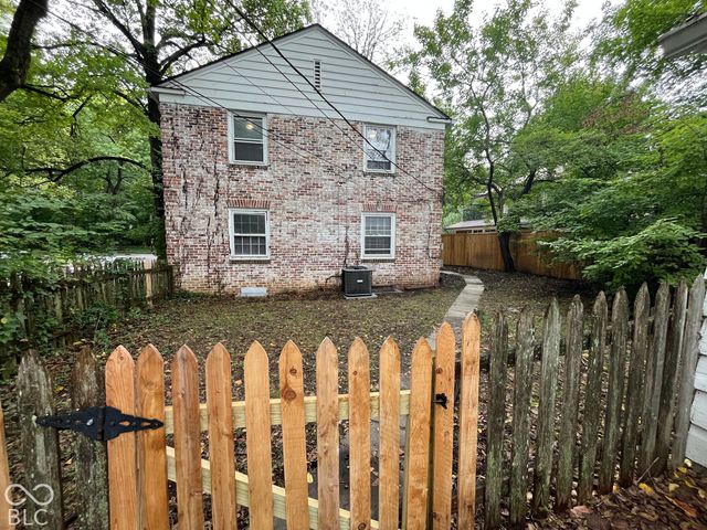160 W 47th Street, Indianapolis, IN 46208