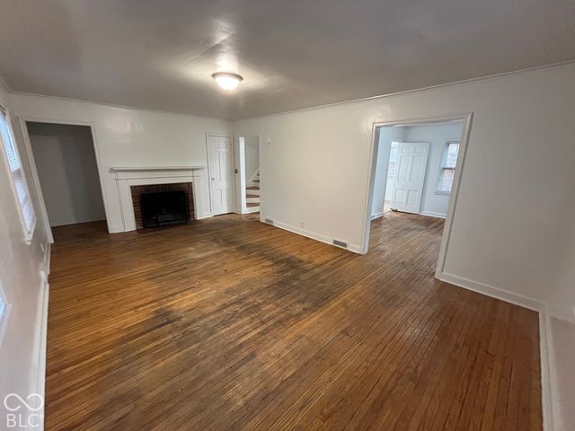 160 W 47th Street, Indianapolis, IN 46208