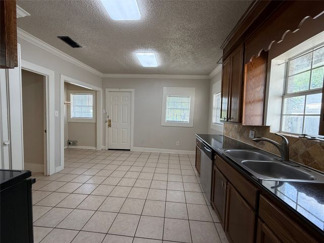 3016 James Avenue, Fort Worth, TX 76110