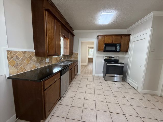 3016 James Avenue, Fort Worth, TX 76110