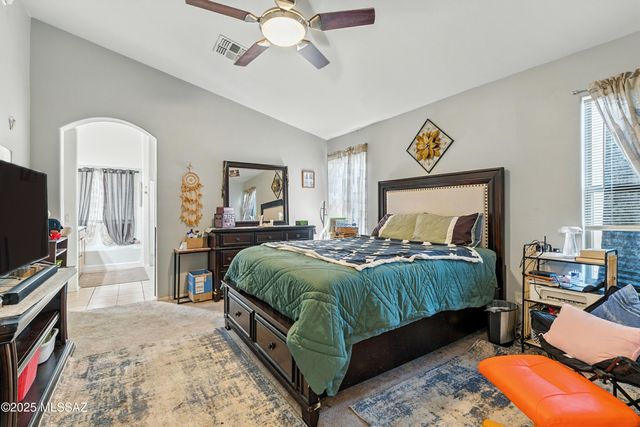 17276 S Sienna Bluffs Trail, Vail, AZ 85641