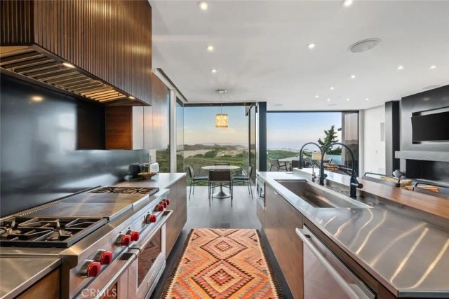 1839 Strand Way, Oceano, CA 93445