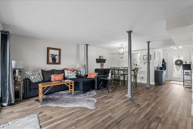 18204 Heritage Lane 8204, Houston, TX 77058