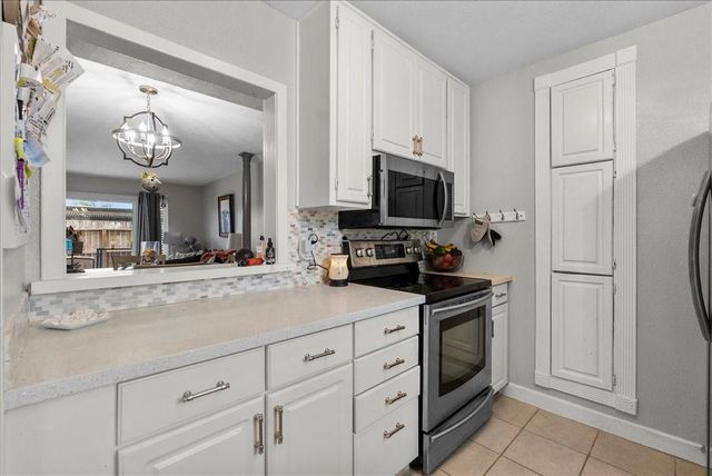 18204 Heritage Lane 8204, Houston, TX 77058