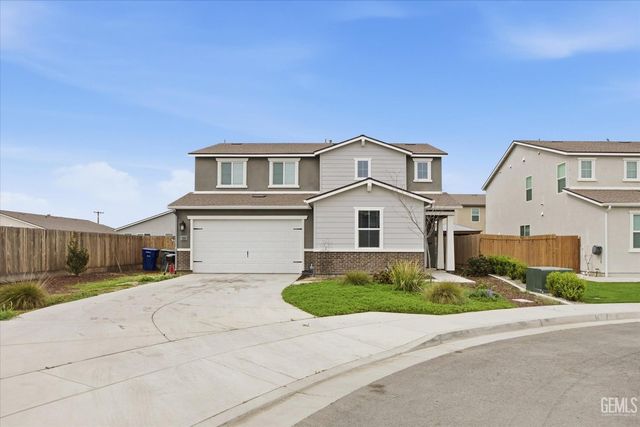 7215 Shooting Star Court, Bakersfield, CA 93311