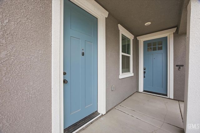 7215 Shooting Star Court, Bakersfield, CA 93311