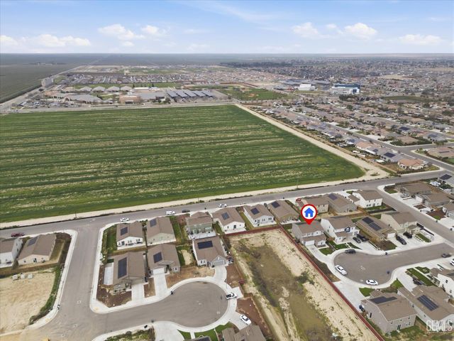 7215 Shooting Star Court, Bakersfield, CA 93311