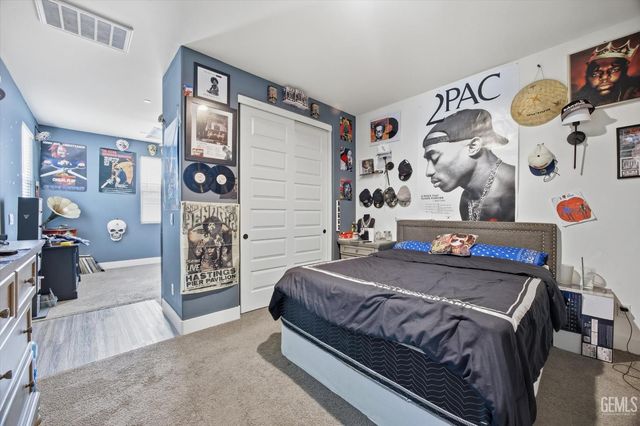 7215 Shooting Star Court, Bakersfield, CA 93311