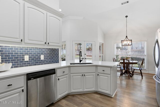 404 Bay Cove, Ridgeland, MS 39157