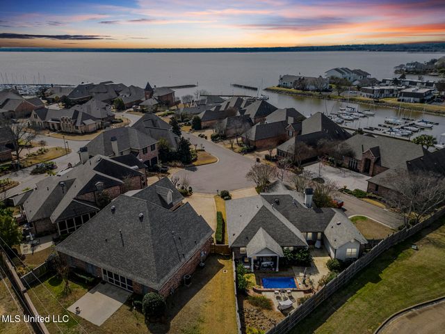 404 Bay Cove, Ridgeland, MS 39157