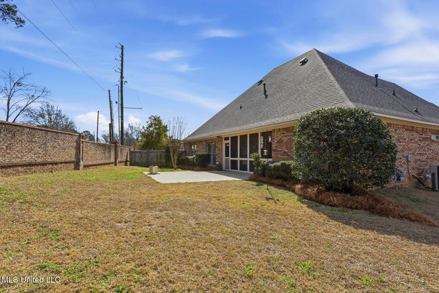 404 Bay Cove, Ridgeland, MS 39157