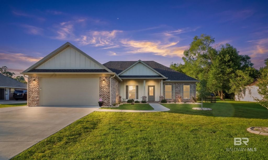 23017 County Road 12, Foley, AL 36535