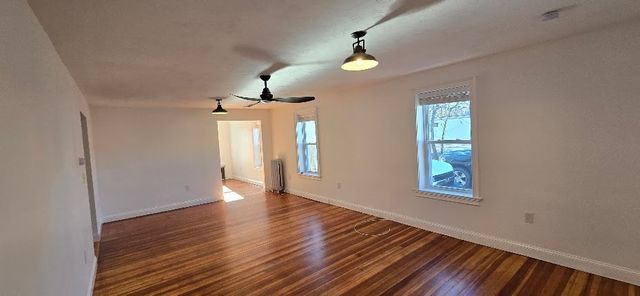 25 Front St, Shirley, MA 01464