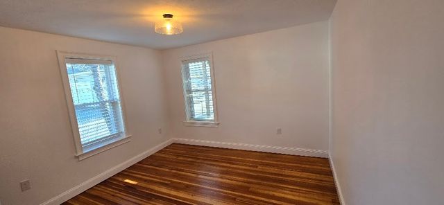 25 Front St, Shirley, MA 01464