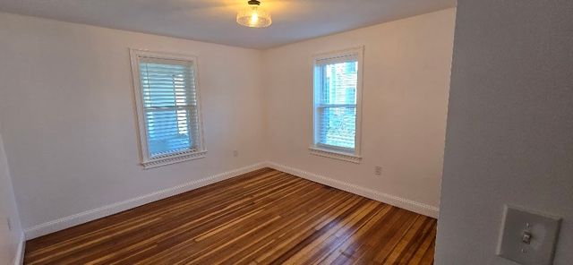 25 Front St, Shirley, MA 01464