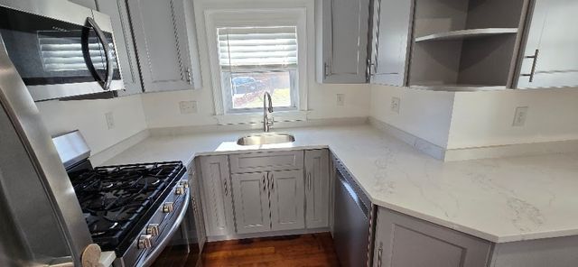 25 Front St, Shirley, MA 01464