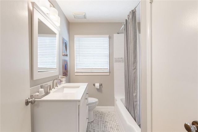 214 N Coleman Road, Roswell, GA 30075