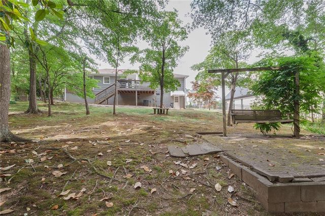 214 N Coleman Road, Roswell, GA 30075